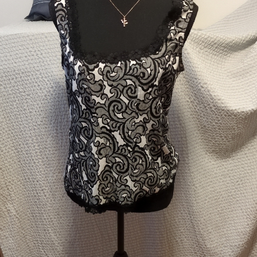 White House Black Market Black and White Swirl Lace Blouse